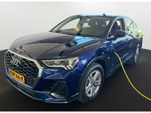 Audi Q3 45 TFSI e 245PK BUSINESS EDITION CARPLAY/ACC/STUURVERW. ActivLease financial lease