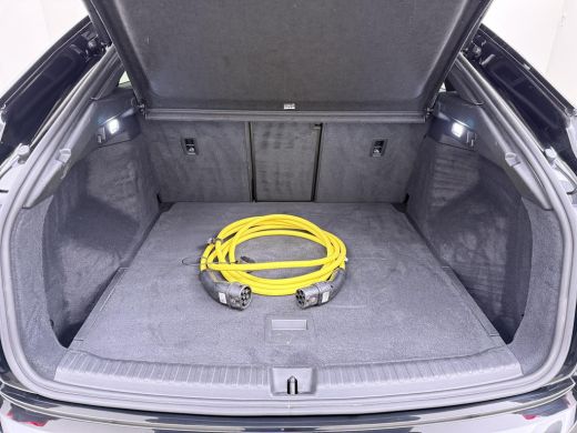 Audi Q4 Sportback e-tron 50 quattro S edition 77 kWh | 3X S-LINE| SOH 93% | LEER |MATRIX LED| ADAPTIVE CRUISE CONTROL | LE... ActivLease financial lease