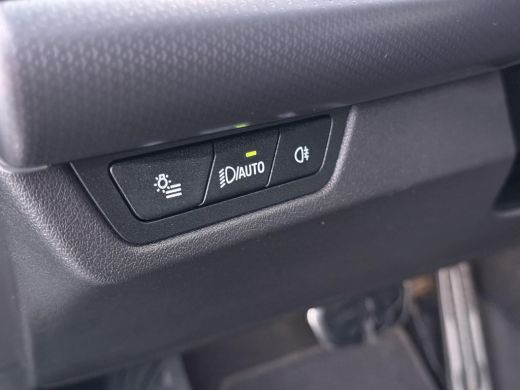 BMW iX1 xDrive30 67 kWh VAN &euro; 41.900,- VOOR &euro; 38.440,- UW LENTEVOORDEEL: &euro; 3.460,-!| M-SPORT| COMPLEET | ... ActivLease financial lease