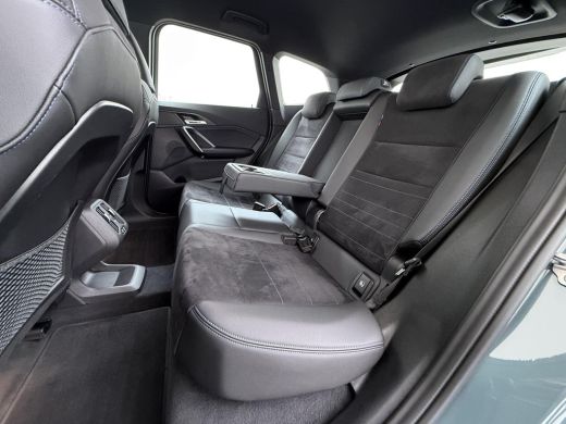 BMW iX1 xDrive30 67 kWh VAN &euro; 41.900,- VOOR &euro; 38.440,- UW LENTEVOORDEEL: &euro; 3.460,-!| M-SPORT| COMPLEET | ... ActivLease financial lease