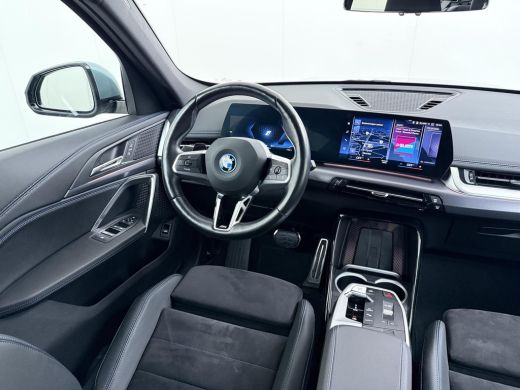 BMW iX1 xDrive30 67 kWh VAN &euro; 41.900,- VOOR &euro; 38.440,- UW LENTEVOORDEEL: &euro; 3.460,-!| M-SPORT| COMPLEET | ... ActivLease financial lease