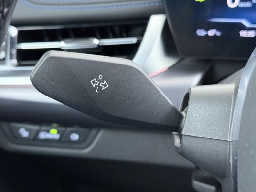 BMW iX1 xDrive30 67 kWh VAN &euro; 41.900,- VOOR &euro; 38.440,- UW LENTEVOORDEEL: &euro; 3.460,-!| M-SPORT| COMPLEET | ... ActivLease financial lease