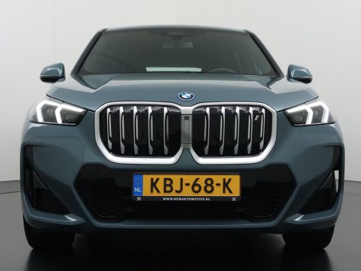 BMW iX1 xDrive30 67 kWh VAN &euro; 41.900,- VOOR &euro; 38.440,- UW LENTEVOORDEEL: &euro; 3.460,-!| M-SPORT| COMPLEET | ... ActivLease financial lease