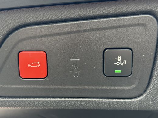 Citroën C5 Aircross 225pk Hybrid Shine (Elektrisch Schuifdak - Leder incl verwarming/massage/geheugen - Trekhaak - El... ActivLease financial lease