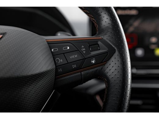CUPRA Leon Sportstourer 1.4 e-Hybrid 245 PK VZ Business Dodehoekdetectie | Adaptive cruise control | Keyless entry | Carplay ActivLease financial lease