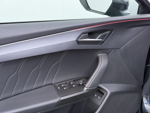 CUPRA Leon Sportstourer 1.4 eTSI PHEV FR | PHEV Plug-in Hybride | Perf. Stoelen | Stoel- & Stuurwielverwarming | Elektris... ActivLease financial lease