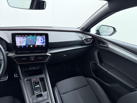CUPRA Leon Sportstourer 1.4 eTSI PHEV FR | PHEV Plug-in Hybride | Perf. Stoelen | Stoel- & Stuurwielverwarming | Elektris... ActivLease financial lease