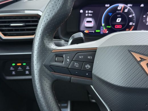 CUPRA Leon Sportstourer 1.4 eTSI PHEV FR | PHEV Plug-in Hybride | Perf. Stoelen | Stoel- & Stuurwielverwarming | Elektris... ActivLease financial lease