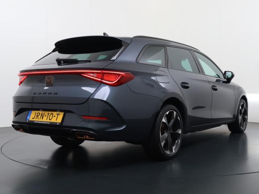 CUPRA Leon Sportstourer 1.4 eTSI PHEV FR | PHEV Plug-in Hybride | Perf. Stoelen | Stoel- & Stuurwielverwarming | Elektris... ActivLease financial lease