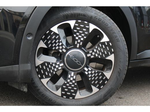 Fiat 600 1.2 Hybrid La Prima | Camera | Adaptive Cruise | Stoelverwarming | Carplay | Keyless | | Achterba... ActivLease financial lease