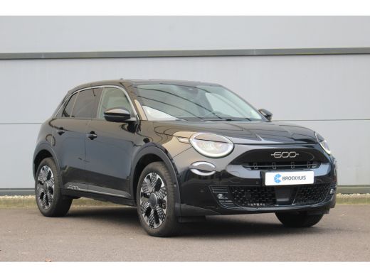 Fiat 600 1.2 Hybrid La Prima | Camera | Adaptive Cruise | Stoelverwarming | Carplay | Keyless | | Achterba... ActivLease financial lease