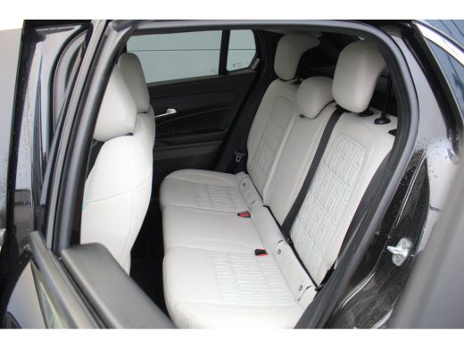 Fiat 600 1.2 Hybrid La Prima | Camera | Adaptive Cruise | Stoelverwarming | Carplay | Keyless | | Achterba... ActivLease financial lease