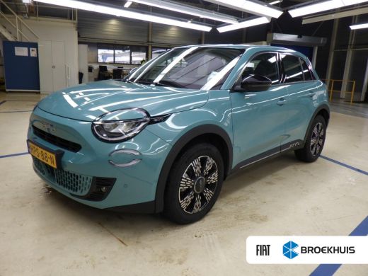 Fiat 600 1.2 Hybrid Urban 110pk | Pack Style + Winter + Comfort | Navigatie | Achteruitrijcamera | Draadlo...