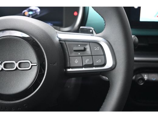 Fiat 600 1.2 Hybrid Urban 110pk | Pack Style + Winter + Comfort | Navigatie | Achteruitrijcamera | Draadlo... ActivLease financial lease
