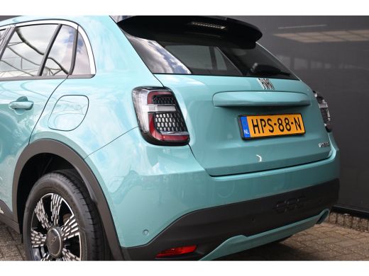 Fiat 600 1.2 Hybrid Urban 110pk | Pack Style + Winter + Comfort | Navigatie | Achteruitrijcamera | Draadlo... ActivLease financial lease