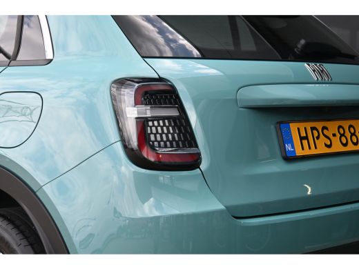 Fiat 600 1.2 Hybrid Urban 110pk | Pack Style + Winter + Comfort | Navigatie | Achteruitrijcamera | Draadlo... ActivLease financial lease