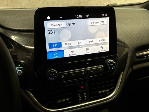 Ford Fiesta 1.0 EcoBoost ST Line (APPLE CARPLAY, GROOT NAVI, CLIMATE, KEYLESS, PARKEERSENSOREN, SPORTSTOELEN,... ActivLease financial lease