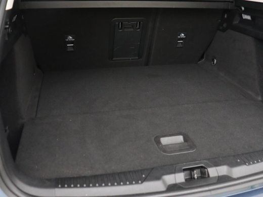 Ford Focus 1.0 EcoBoost Hybrid Titanium Style | Stoelverwarming | Camera | Carplay | Stuurverwarming | Navig... ActivLease financial lease