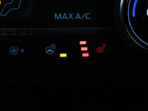 Ford Focus 1.0 EcoBoost Hybrid Titanium Style | Stoelverwarming | Camera | Carplay | Stuurverwarming | Navig... ActivLease financial lease