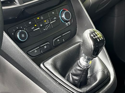 Ford Transit Connect 1.5 EcoBlue L1 Trend 100PK | Navigatie | Trekhaak | Camera ActivLease financial lease