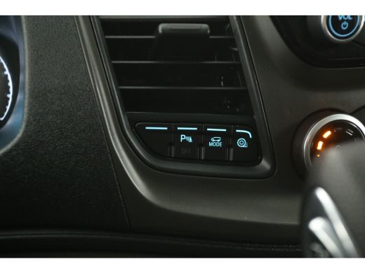 Ford Transit Custom 2.0 TDCI L2H1 170PK | Aut. | Airco | Cruise | Camera | 3 Zits | Trekhaak | Carplay | Navi | Parke... ActivLease financial lease