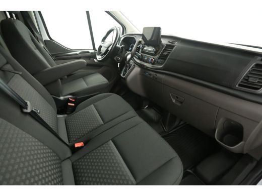 Ford Transit Custom 2.0 TDCI L2H1 170PK | Aut. | Airco | Cruise | Camera | 3 Zits | Trekhaak | Carplay | Navi | Parke... ActivLease financial lease