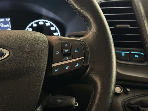 Ford Transit Custom 320 2.0 TDCI L2H1 Deluxe (STOELVERWARMING, BLUETOOTH, ELEK RAMEN, XENON, PARKEERSENSOREN, ARMSTEU... ActivLease financial lease