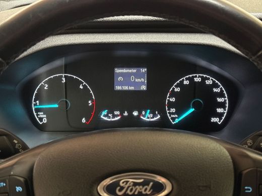 Ford Transit Custom 320 2.0 TDCI L2H1 Deluxe (STOELVERWARMING, BLUETOOTH, ELEK RAMEN, XENON, PARKEERSENSOREN, ARMSTEU... ActivLease financial lease