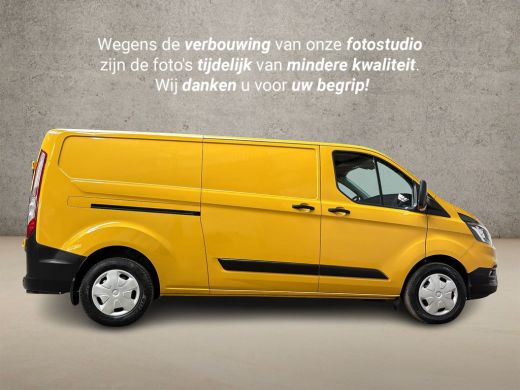 Ford Transit Custom 320 2.0 TDCI L2H1 Deluxe (STOELVERWARMING, BLUETOOTH, ELEK RAMEN, XENON, PARKEERSENSOREN, ARMSTEU... ActivLease financial lease