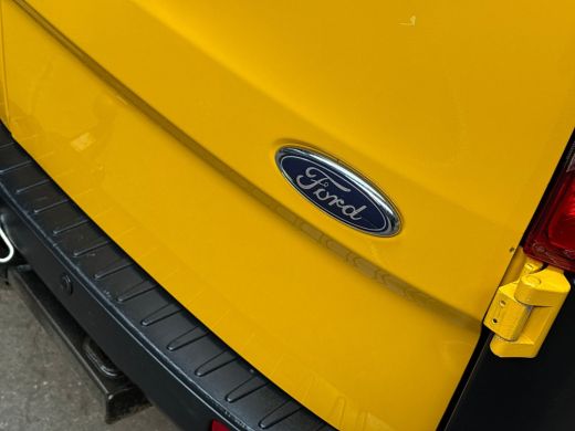 Ford Transit Custom 320 2.0 TDCI L2H1 Deluxe (STOELVERWARMING, BLUETOOTH, ELEK RAMEN, XENON, PARKEERSENSOREN, ARMSTEU... ActivLease financial lease