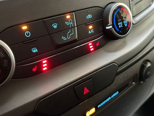 Ford Transit Custom 320 2.0 TDCI L2H1 Deluxe (STOELVERWARMING, BLUETOOTH, ELEK RAMEN, XENON, PARKEERSENSOREN, ARMSTEU... ActivLease financial lease