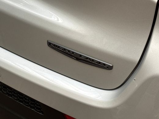 Jeep Compass 1.3T Night Eagle Sport 150Pk Automaat (APPLE CARPLAY, ZWART DAK, GROOT NAVI, CAMERA, GETINT GLAS,... ActivLease financial lease