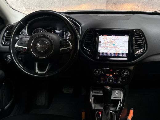 Jeep Compass 1.3T Night Eagle Sport 150Pk Automaat (APPLE CARPLAY, ZWART DAK, GROOT NAVI, CAMERA, GETINT GLAS,... ActivLease financial lease