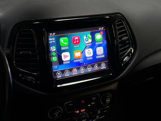 Jeep Compass 1.3T Night Eagle Sport 150Pk Automaat (APPLE CARPLAY, ZWART DAK, GROOT NAVI, CAMERA, GETINT GLAS,... ActivLease financial lease