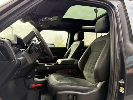 Land Rover Defender 5.0 P525 90 V8 Commercial | El. Trekhaak | Head-Up | Luchtvering | Koelbox | 22 Inch | Pano | Sid... ActivLease financial lease