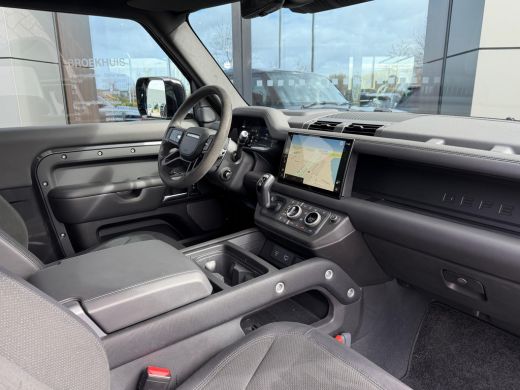 Land Rover Defender 5.0 P525 90 V8 Commercial | El. Trekhaak | Head-Up | Luchtvering | Koelbox | 22 Inch | Pano | Sid... ActivLease financial lease