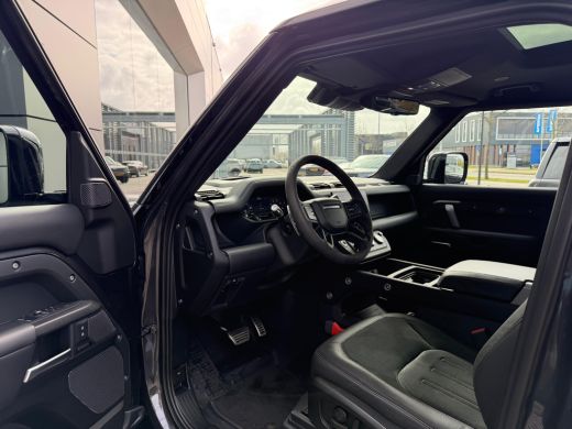 Land Rover Defender 5.0 P525 90 V8 Commercial | El. Trekhaak | Head-Up | Luchtvering | Koelbox | 22 Inch | Pano | Sid... ActivLease financial lease