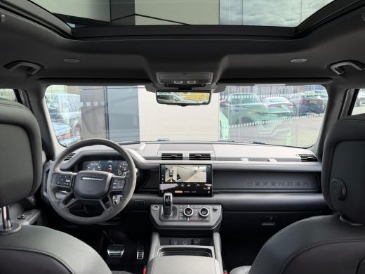 Land Rover Defender 5.0 P525 90 V8 Commercial | El. Trekhaak | Head-Up | Luchtvering | Koelbox | 22 Inch | Pano | Sid... ActivLease financial lease