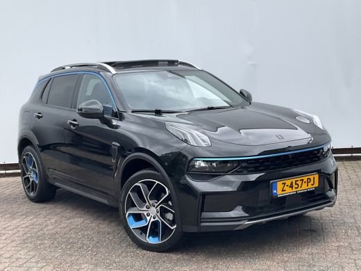 Lynk & Co 01 1.5 Plug-in Hybrid Stuur/Stoelverw. Adapt.Cruise Zwarte hemel Carplay 360&deg;Cam ActivLease financial lease