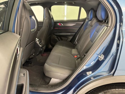 Lynk & Co 01 1.5 Plug-in Hybrid Adapt.Cruise Zwarte hemel Carplay 360&deg;Cam ActivLease financial lease