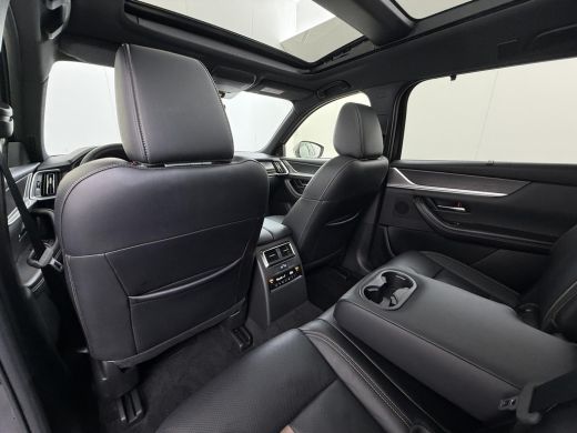 Mazda CX-80 2.5 e-SkyActiv PHEV Homura Plus 6p. |7 PERSOONS| ELEK. ACHTERKLEP | PANO| HEAD-UP | DODE HOEK| AD... ActivLease financial lease