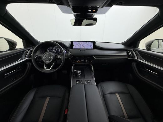 Mazda CX-80 2.5 e-SkyActiv PHEV Homura Plus 6p. |7 PERSOONS| ELEK. ACHTERKLEP | PANO| HEAD-UP | DODE HOEK| AD... ActivLease financial lease