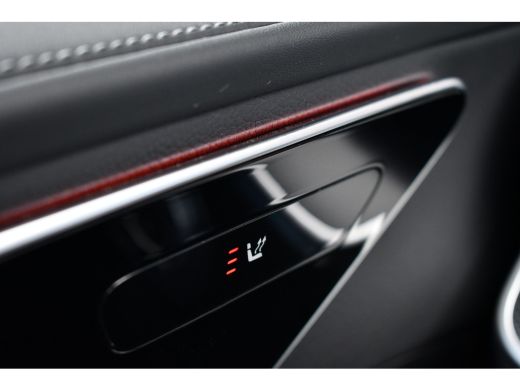 Mercedes-Benz C-Klasse Estate 300 e AMG Line Pano Trekh Distronic 360-camera ActivLease financial lease