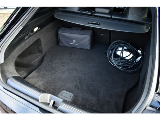 Mercedes-Benz CLA Shooting Brake 250 e AMG Pano 360-cam Night 19inch ActivLease financial lease