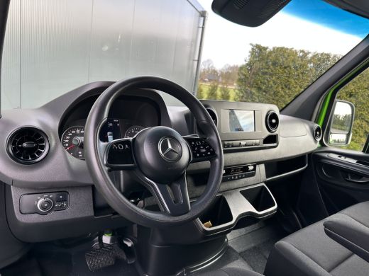Mercedes-Benz Sprinter 314 CDI 143 PK AUTOMAAT RWD / L2H1 / IMPERIAAL + RHINO SAFESTOW / CAMERA / TREKHAAK ActivLease financial lease