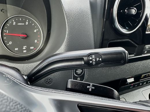 Mercedes-Benz Sprinter 317 CDI 9G-TRONIC RWD / L2H2 / FACELIFT / TREKHAAK 3.5T / CAMERA / BLINDSPOT / DISTRONIC / ADAPTI... ActivLease financial lease