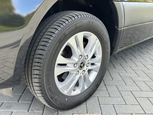 Mercedes-Benz Sprinter 317 CDI 9G-TRONIC RWD / L2H2 / FACELIFT / TREKHAAK 3.5T / CAMERA / BLINDSPOT / DISTRONIC / ADAPTI... ActivLease financial lease