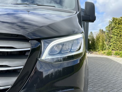 Mercedes-Benz Sprinter 317 CDI 9G-TRONIC RWD / L2H2 / FACELIFT / TREKHAAK 3.5T / CAMERA / BLINDSPOT / DISTRONIC / ADAPTI... ActivLease financial lease