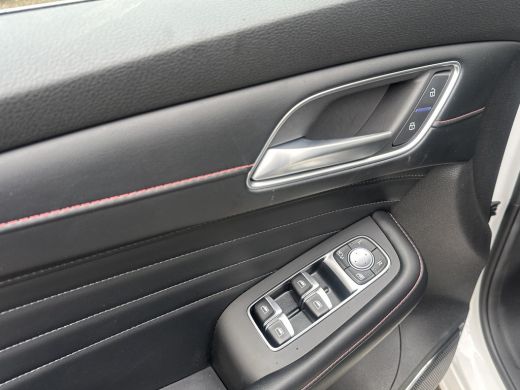 MG EHS 1.5 TGDI Luxury | PHEV | MEGA COMPLEET! | COMPLETE HISTORIE AANWEZIG | FABRIEKSGARANTIE T/M 06-20... ActivLease financial lease