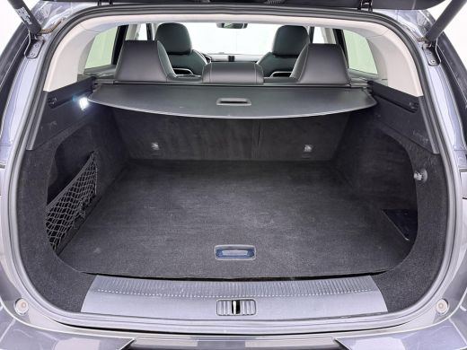 MG Marvel R Luxury 70 kWh VAN &euro; 25.900,- VOOR &euro; 21.877,- UW LENTEVOORDEEL &euro; 4.023,-! | SOH 94% | 7 jaar FABRI... ActivLease financial lease